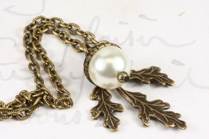 Refined Acorn Necklace and Earrings Set, Cream Pearls